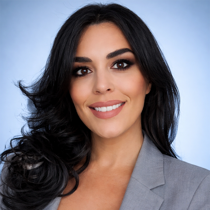 Headshot of Jolie Caro